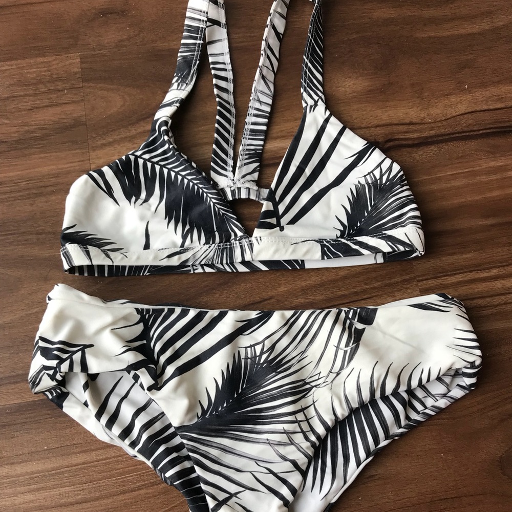 Mikoh Swimsuit- black and white tropical